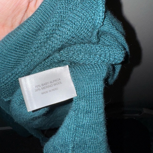 Manique Teal Sleeveless Cardigan/Vest | 70% Baby Alpaca Wool 30% Merino Wool - Picture 3 of 4